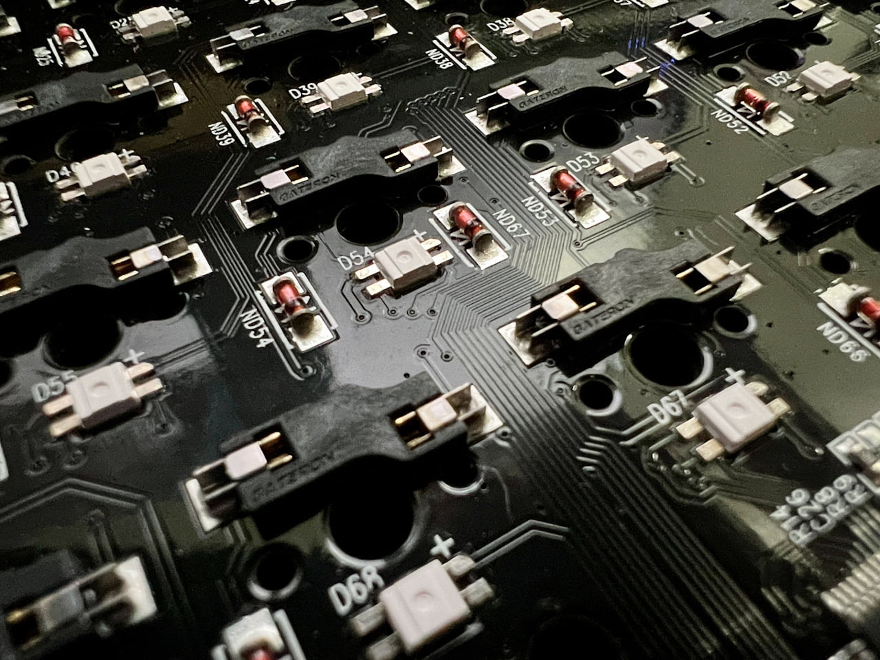 Hotswap sockets make it easy to change out switches, but they will wear out over time as well.